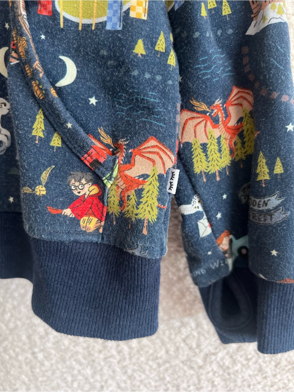 Play Little Sleepies x Harry Potter Evening At Hogwarts Bamboo Zip Hoodie Size 5 - Picture 6 of 8